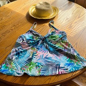 Underwire tropical tankini top